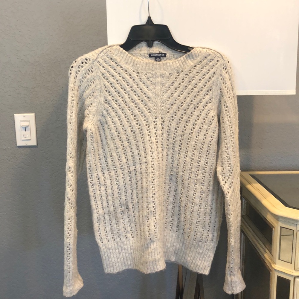 Women’s sweater